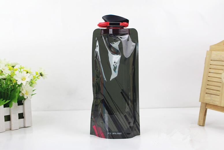 Outdoor Foldable Drinking Container