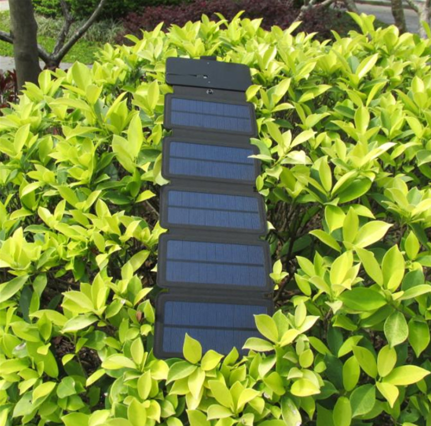 Folding Direct Charging Solar Panel