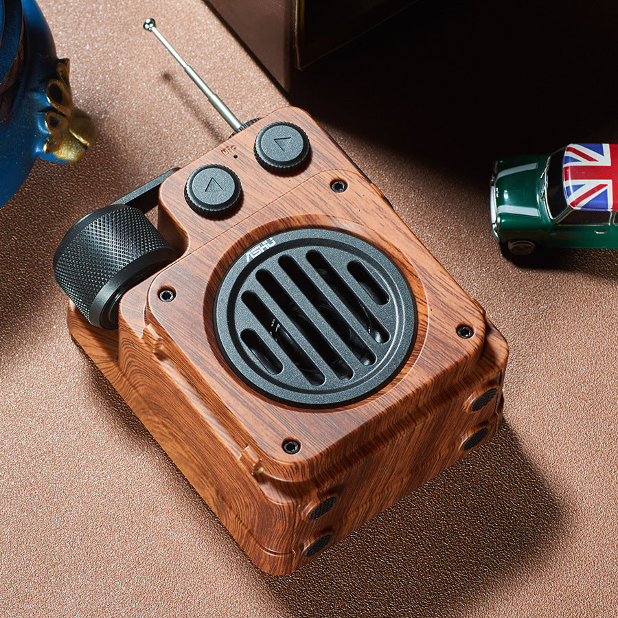 Portable Vintage Style Radio Speaker